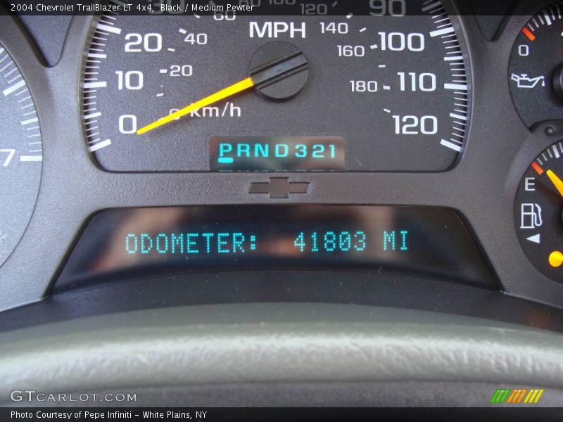 Black / Medium Pewter 2004 Chevrolet TrailBlazer LT 4x4