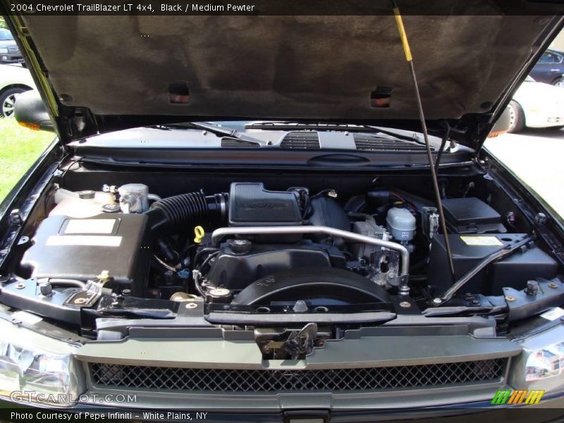 Black / Medium Pewter 2004 Chevrolet TrailBlazer LT 4x4