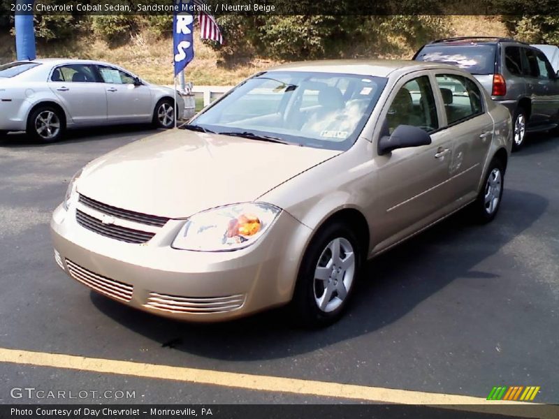 Sandstone Metallic / Neutral Beige 2005 Chevrolet Cobalt Sedan