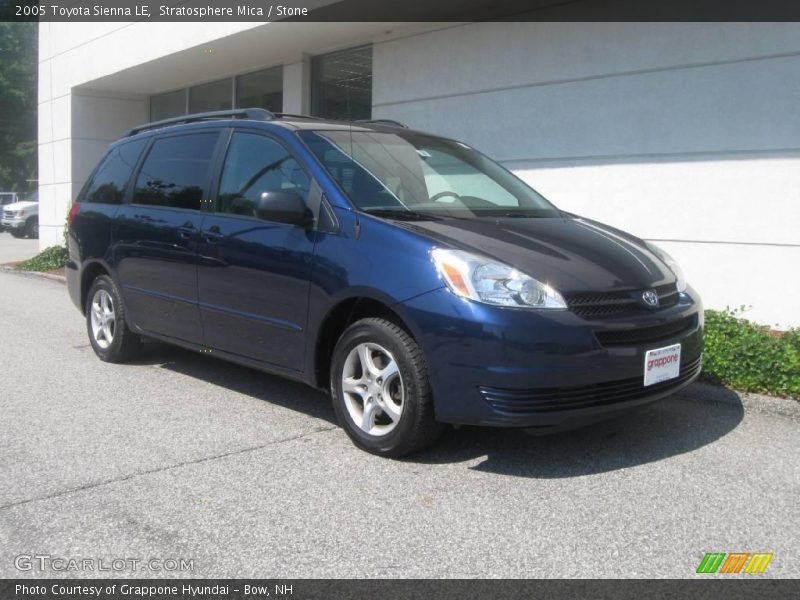 Stratosphere Mica / Stone 2005 Toyota Sienna LE