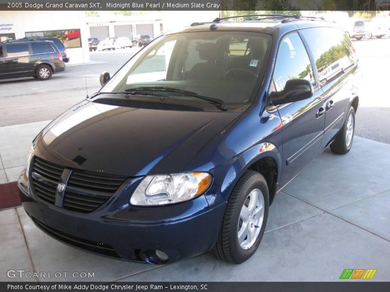 Midnight Blue Pearl / Medium Slate Gray 2005 Dodge Grand Caravan SXT