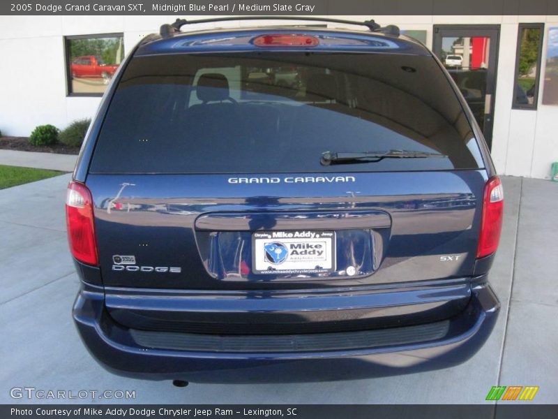 Midnight Blue Pearl / Medium Slate Gray 2005 Dodge Grand Caravan SXT