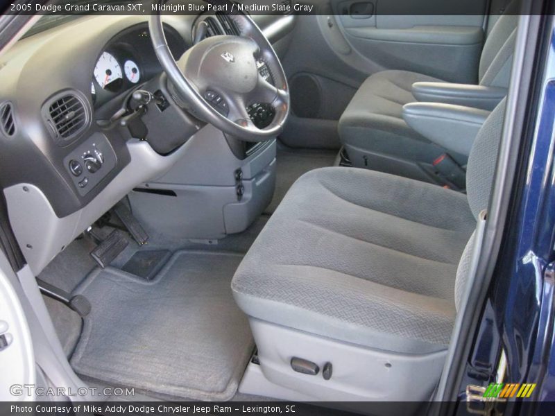 Midnight Blue Pearl / Medium Slate Gray 2005 Dodge Grand Caravan SXT