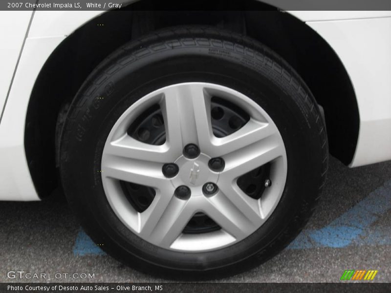 White / Gray 2007 Chevrolet Impala LS