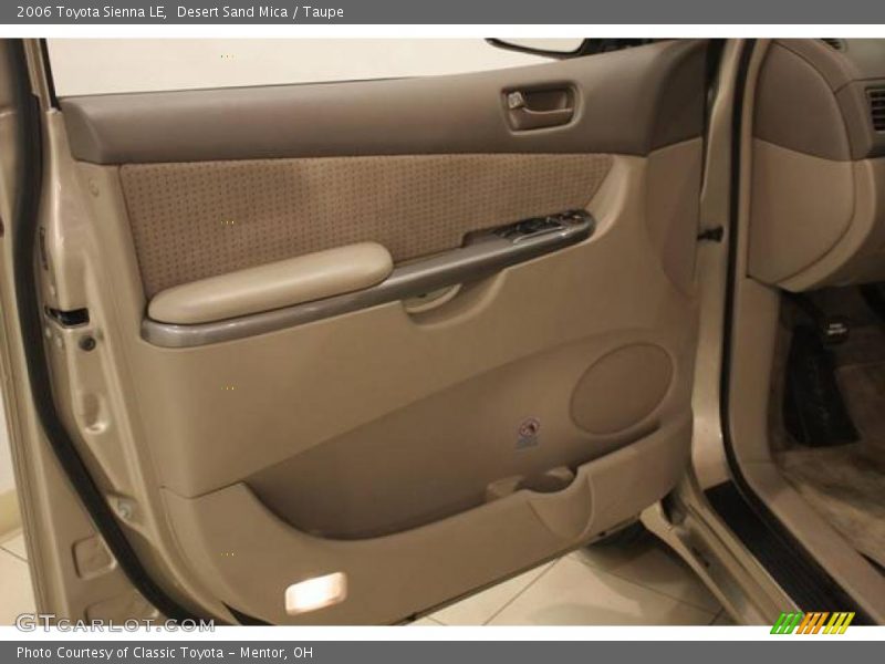 Desert Sand Mica / Taupe 2006 Toyota Sienna LE