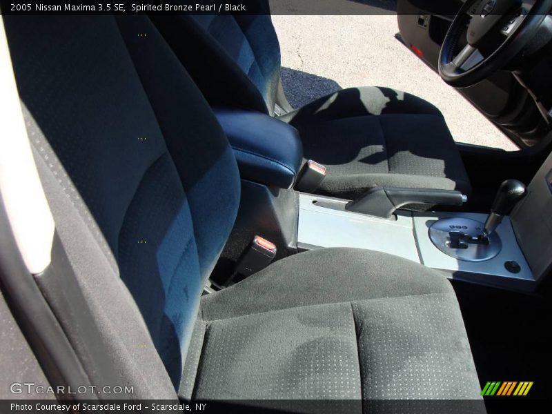 Spirited Bronze Pearl / Black 2005 Nissan Maxima 3.5 SE