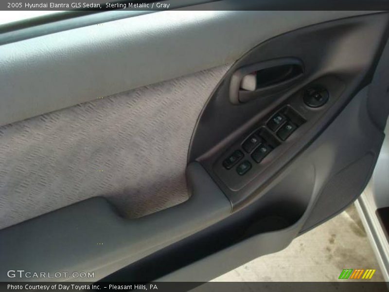 Sterling Metallic / Gray 2005 Hyundai Elantra GLS Sedan