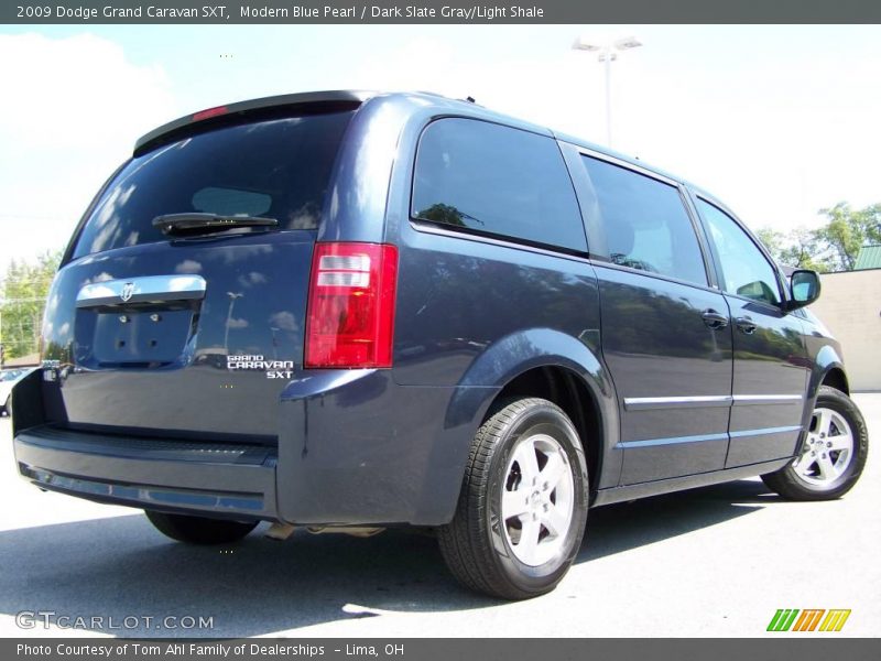 Modern Blue Pearl / Dark Slate Gray/Light Shale 2009 Dodge Grand Caravan SXT