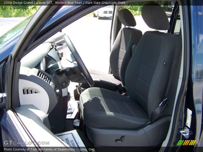 Modern Blue Pearl / Dark Slate Gray/Light Shale 2009 Dodge Grand Caravan SXT