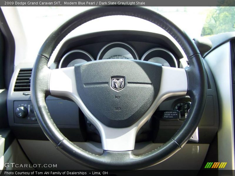 Modern Blue Pearl / Dark Slate Gray/Light Shale 2009 Dodge Grand Caravan SXT