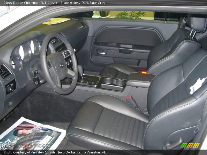 Stone White / Dark Slate Gray 2009 Dodge Challenger R/T Classic