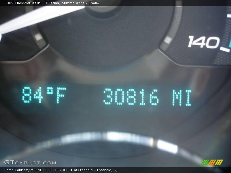Summit White / Ebony 2009 Chevrolet Malibu LT Sedan