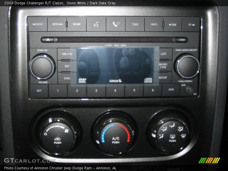 Stone White / Dark Slate Gray 2009 Dodge Challenger R/T Classic