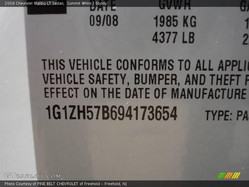 Summit White / Ebony 2009 Chevrolet Malibu LT Sedan