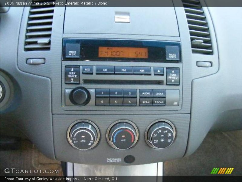 Mystic Emerald Metallic / Blond 2006 Nissan Altima 2.5 S