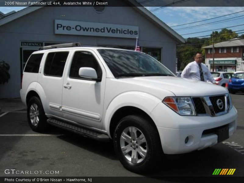 Avalanche White / Desert 2006 Nissan Pathfinder LE 4x4