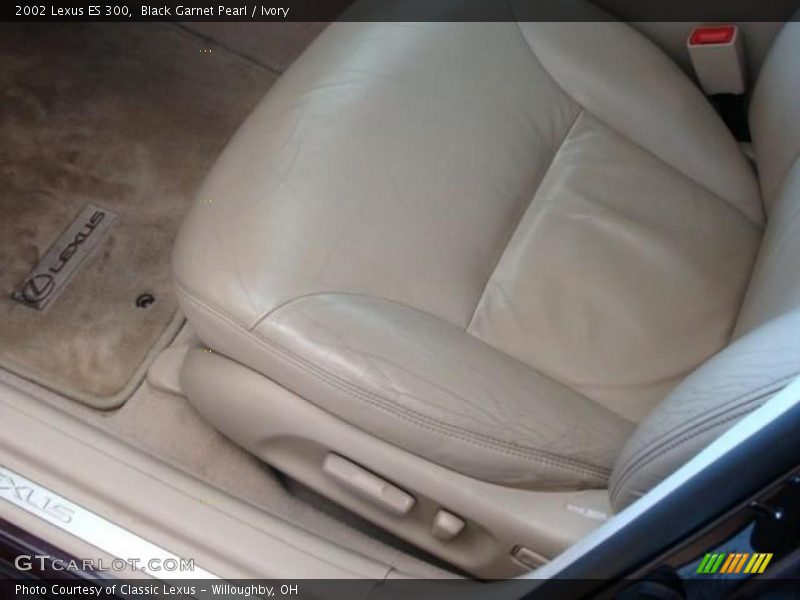 Black Garnet Pearl / Ivory 2002 Lexus ES 300