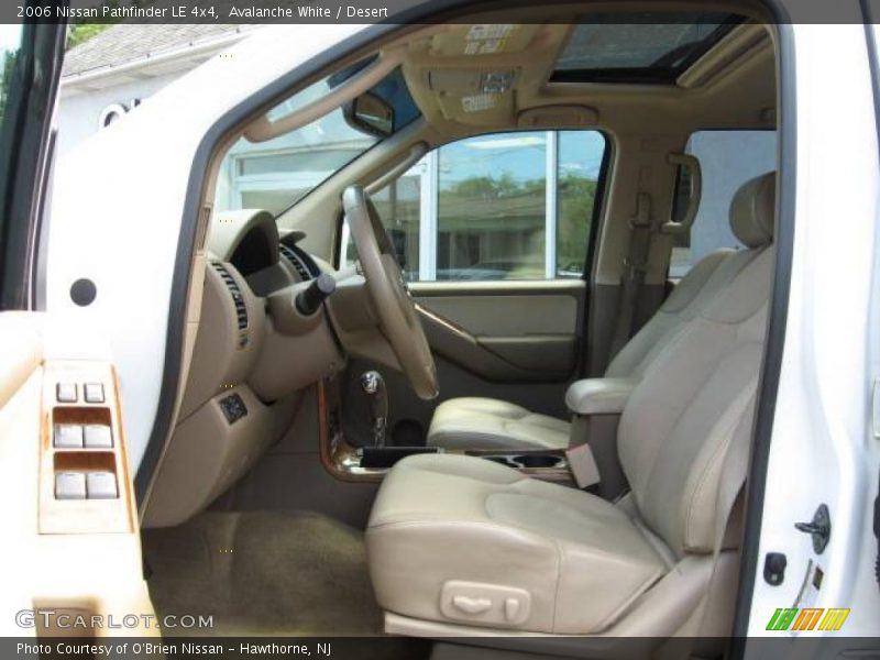 Avalanche White / Desert 2006 Nissan Pathfinder LE 4x4