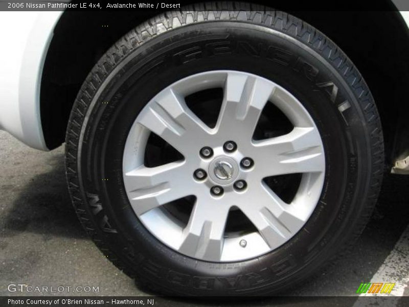 Avalanche White / Desert 2006 Nissan Pathfinder LE 4x4