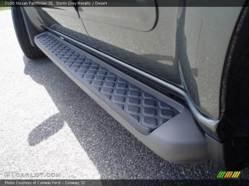Storm Grey Metallic / Desert 2006 Nissan Pathfinder SE