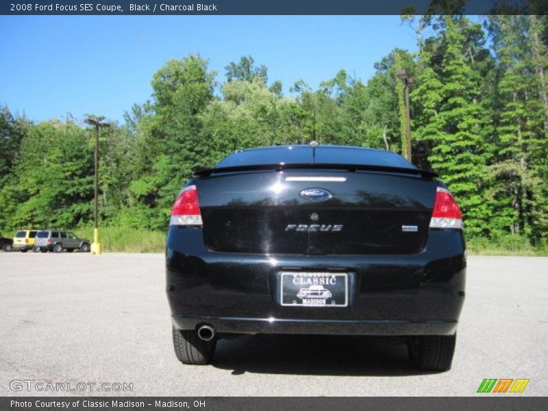 Black / Charcoal Black 2008 Ford Focus SES Coupe