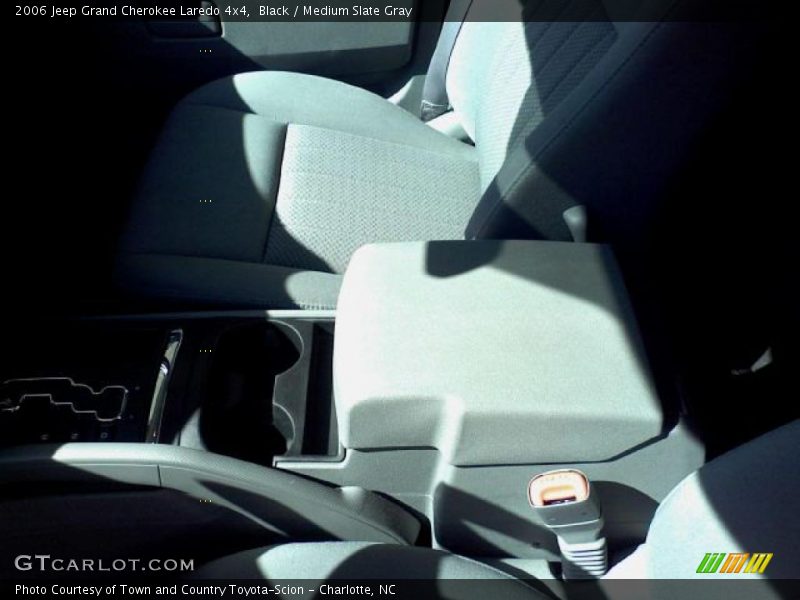 Black / Medium Slate Gray 2006 Jeep Grand Cherokee Laredo 4x4