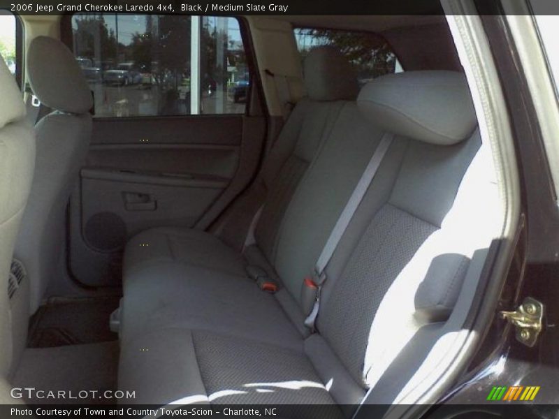 Black / Medium Slate Gray 2006 Jeep Grand Cherokee Laredo 4x4