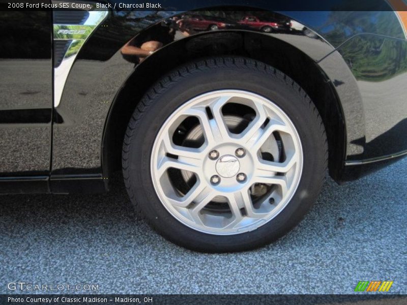 Black / Charcoal Black 2008 Ford Focus SES Coupe