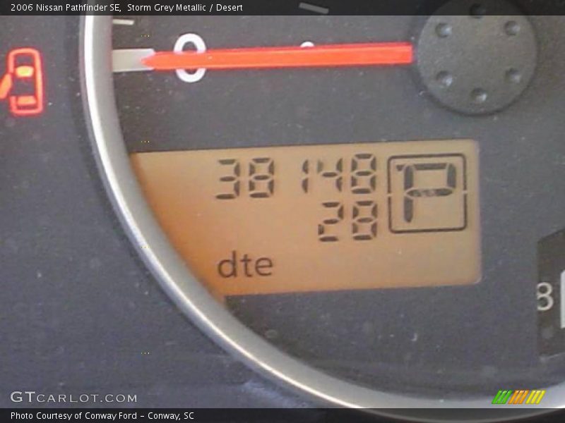 Storm Grey Metallic / Desert 2006 Nissan Pathfinder SE