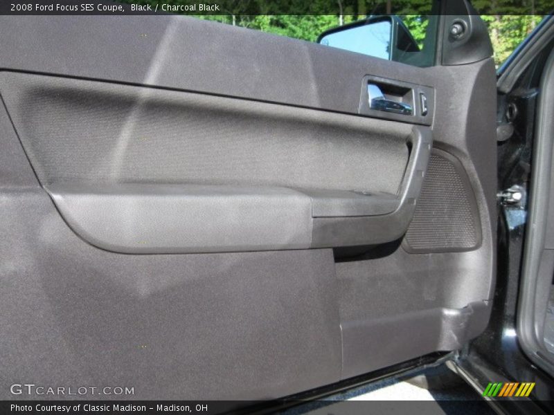 Black / Charcoal Black 2008 Ford Focus SES Coupe