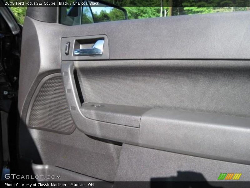 Black / Charcoal Black 2008 Ford Focus SES Coupe