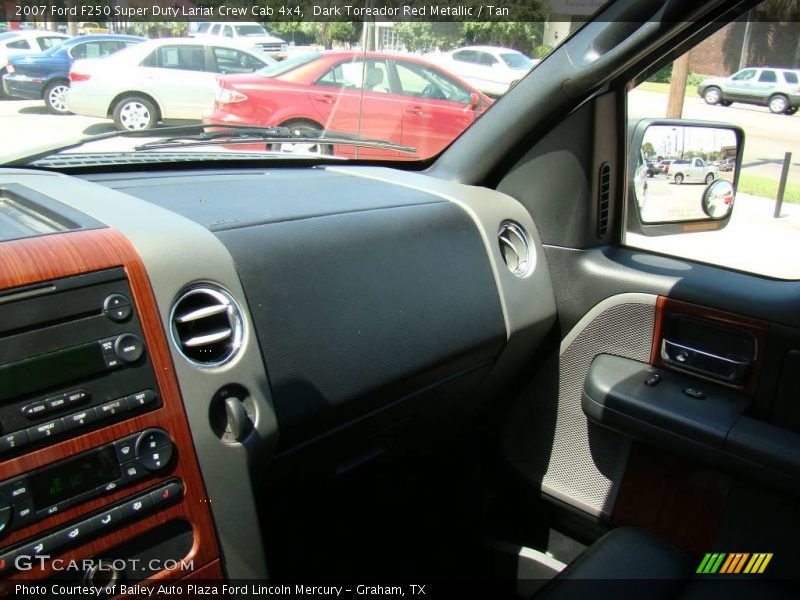 Dark Toreador Red Metallic / Tan 2007 Ford F250 Super Duty Lariat Crew Cab 4x4