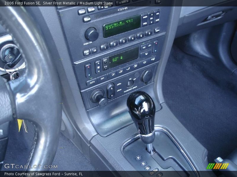 Silver Frost Metallic / Medium Light Stone 2006 Ford Fusion SE