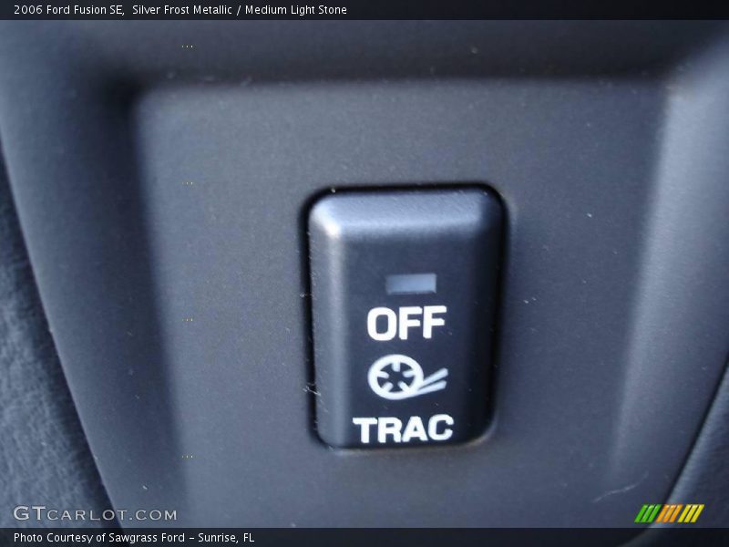 Silver Frost Metallic / Medium Light Stone 2006 Ford Fusion SE
