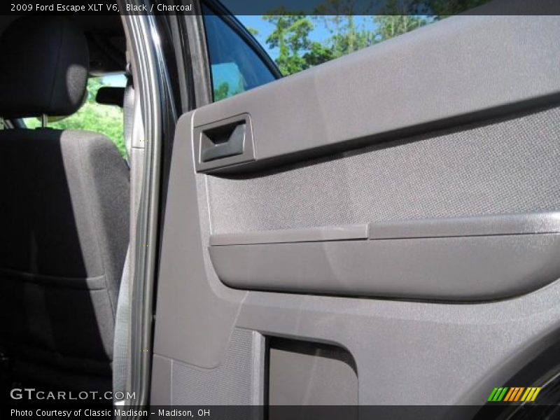 Black / Charcoal 2009 Ford Escape XLT V6