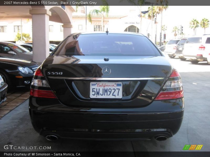 Black / Grey/Dark Grey 2007 Mercedes-Benz S 550 Sedan