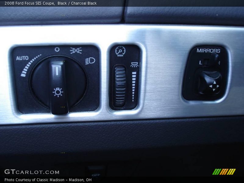 Black / Charcoal Black 2008 Ford Focus SES Coupe