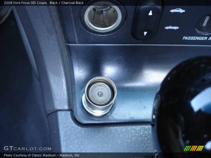 Black / Charcoal Black 2008 Ford Focus SES Coupe