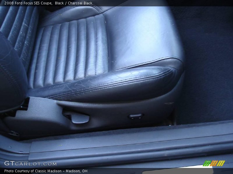 Black / Charcoal Black 2008 Ford Focus SES Coupe