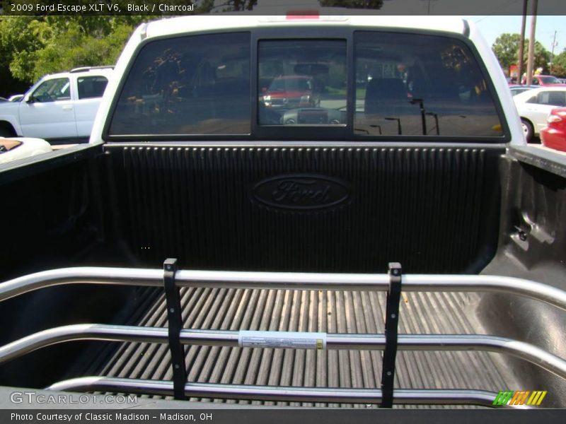 Black / Charcoal 2009 Ford Escape XLT V6