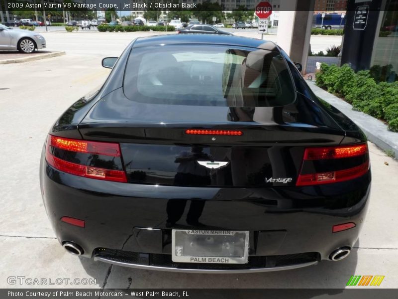 Jet Black / Obsidian Black 2009 Aston Martin V8 Vantage Coupe