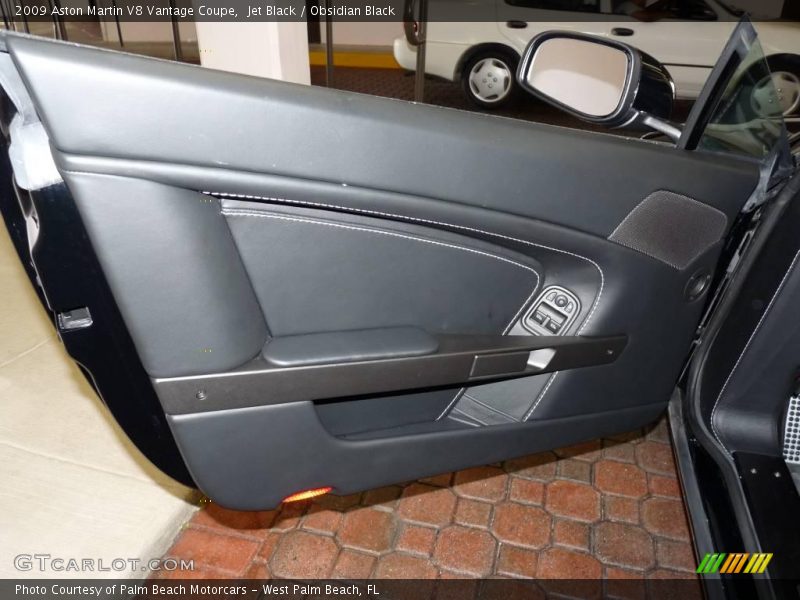 Jet Black / Obsidian Black 2009 Aston Martin V8 Vantage Coupe