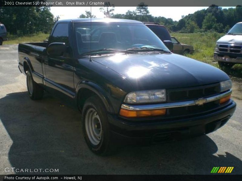 Onyx Black / Graphite 2001 Chevrolet S10 Regular Cab