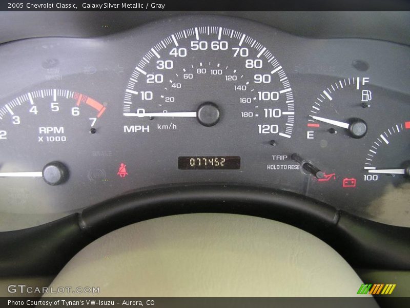 Galaxy Silver Metallic / Gray 2005 Chevrolet Classic