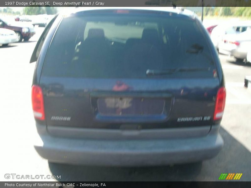 Deep Amethyst Pearl / Gray 1997 Dodge Caravan SE