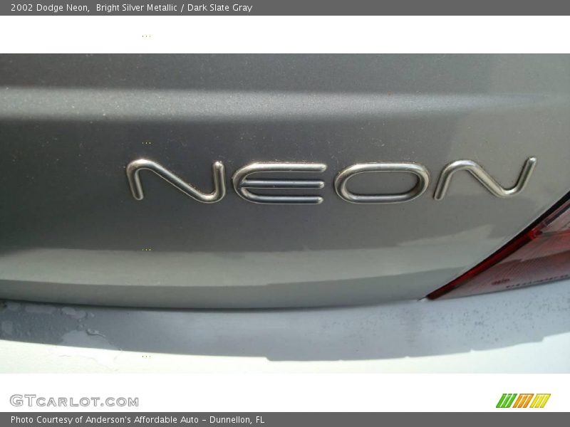 Bright Silver Metallic / Dark Slate Gray 2002 Dodge Neon