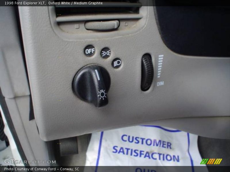Oxford White / Medium Graphite 1998 Ford Explorer XLT