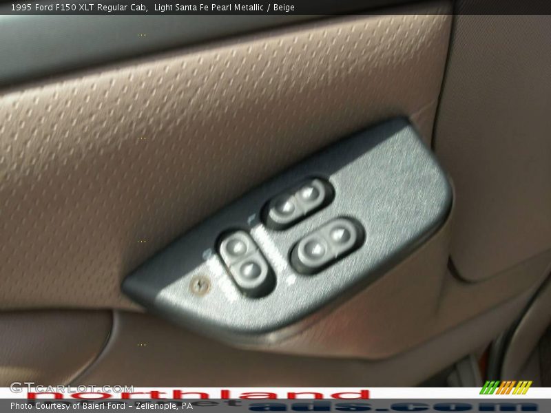 Light Santa Fe Pearl Metallic / Beige 1995 Ford F150 XLT Regular Cab