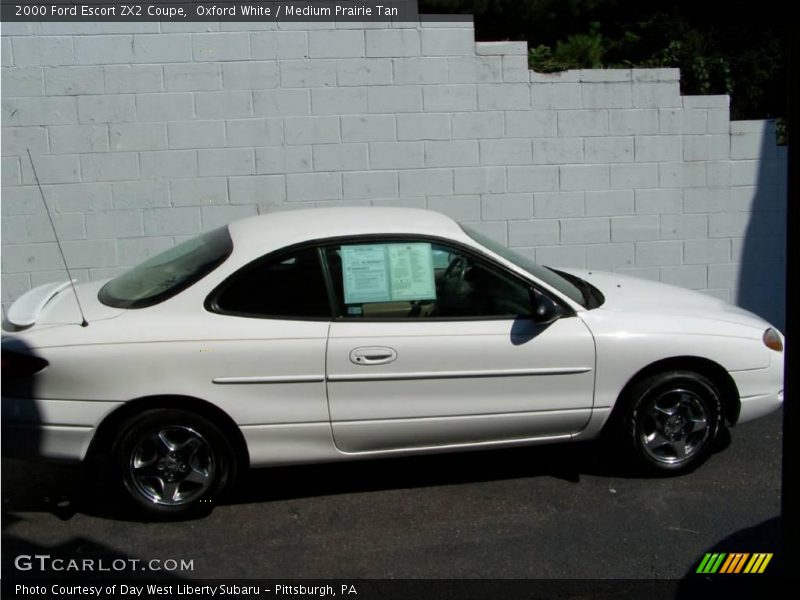 Oxford White / Medium Prairie Tan 2000 Ford Escort ZX2 Coupe