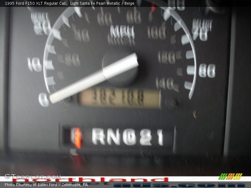 Light Santa Fe Pearl Metallic / Beige 1995 Ford F150 XLT Regular Cab